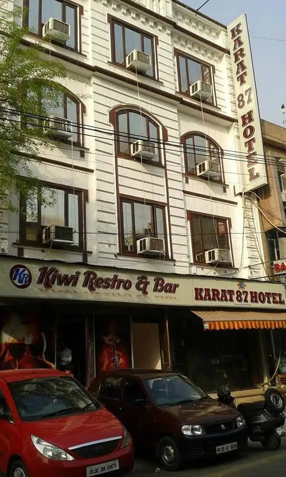 KARAT 87 INN