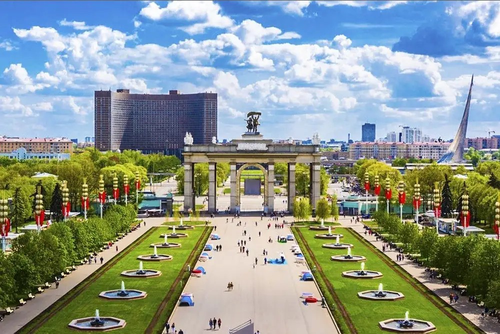 COSMOS MOSCOW VDNH (КОСМОС ВДНХ)