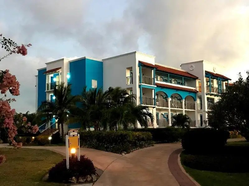 SANCTUARY AT GRAND MEMORIES SANTA MARIA