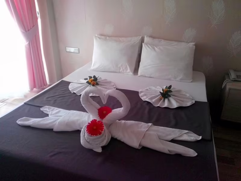 WINECITY HOTEL