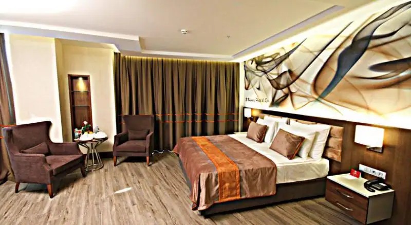 B BUSINESS HOTEL & SPA