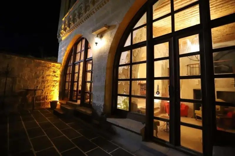 TABAL CAVE HOTEL
