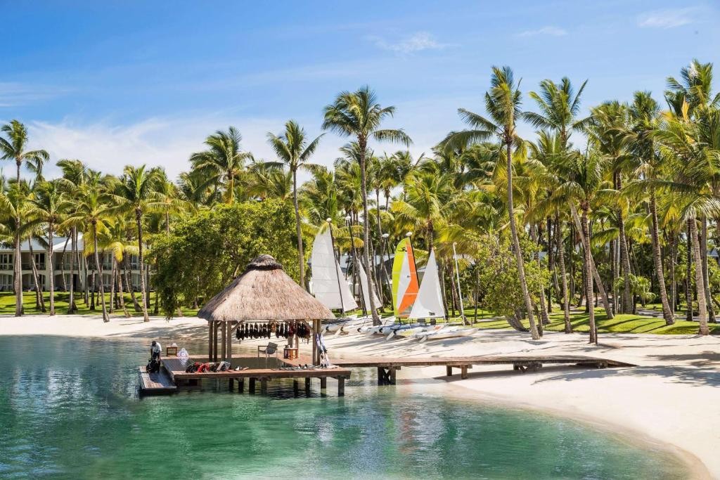 ONE & ONLY LE SAINT GERAN