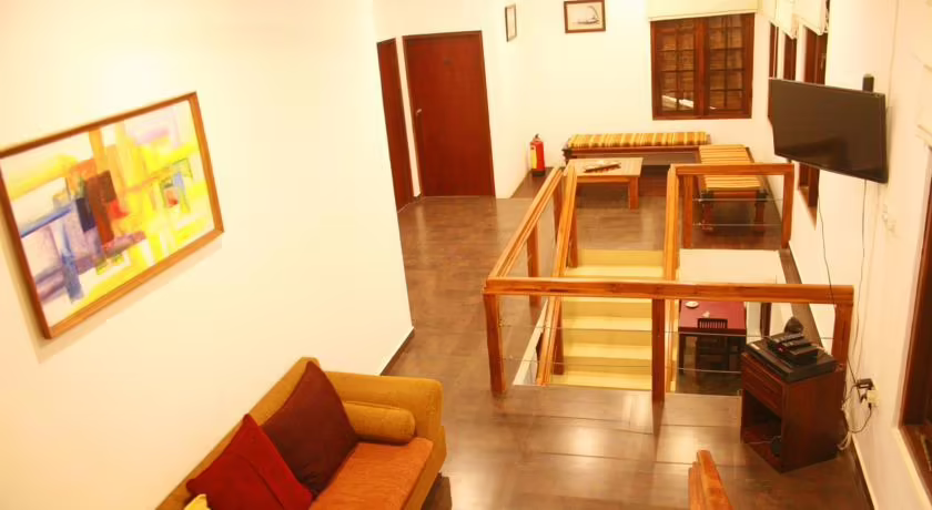 BAY BEACH HOTEL NILAVELI