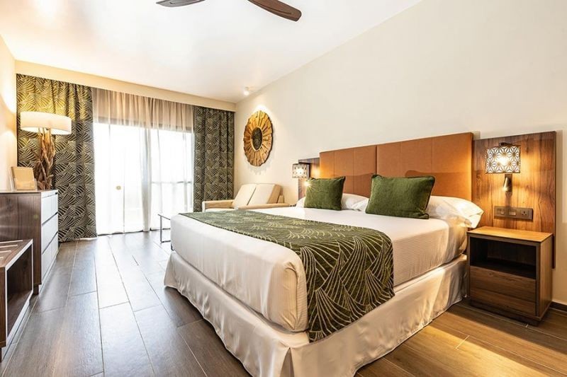 junior suite courtyard view