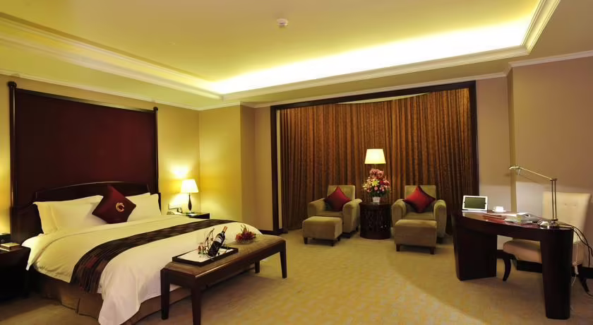 ROYAL MARINA PLAZA