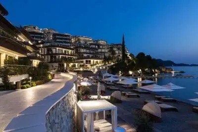 DUKLEY HOTELS & RESORTS