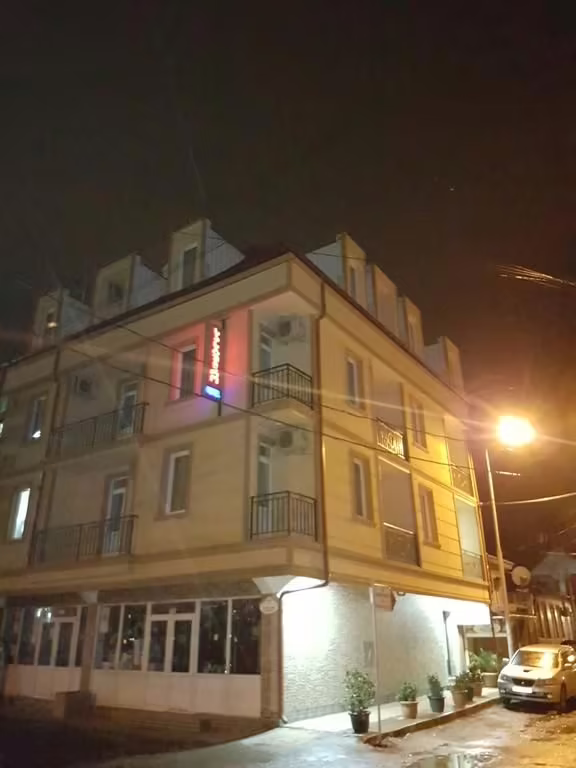 DREAM HOTEL