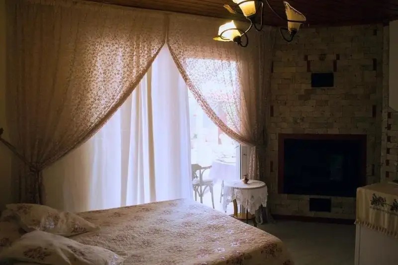 HERAKLES BUTIK OTEL