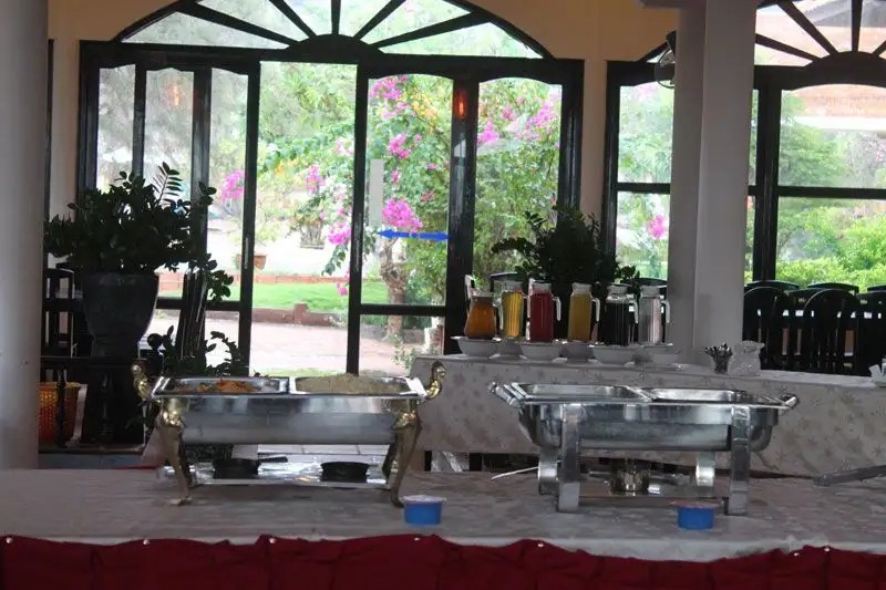 DOI SU HOTEL