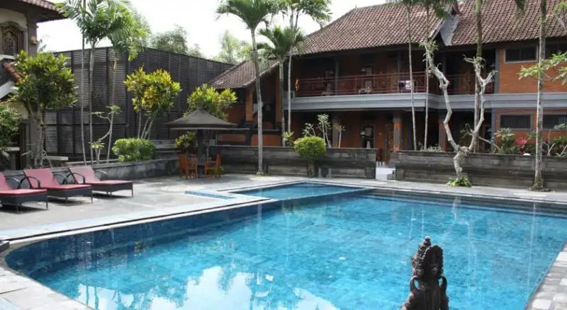 PANDE PERMAI BUNGALOWS