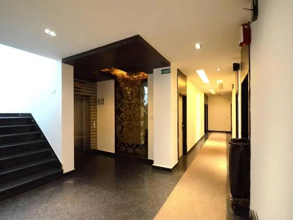 METRO VIEW HOTEL