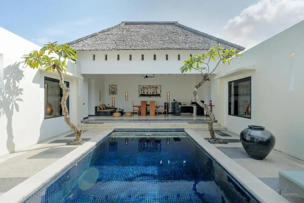 THE SEMINYAK SUITE PRIVATE VILLA