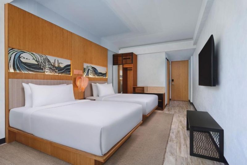 aloft balcony