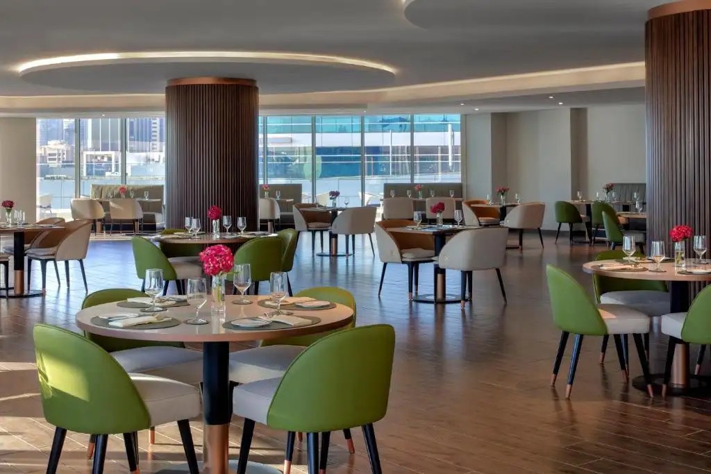 AVANI+ PALM VIEW DUBAI HOTEL & SUITES