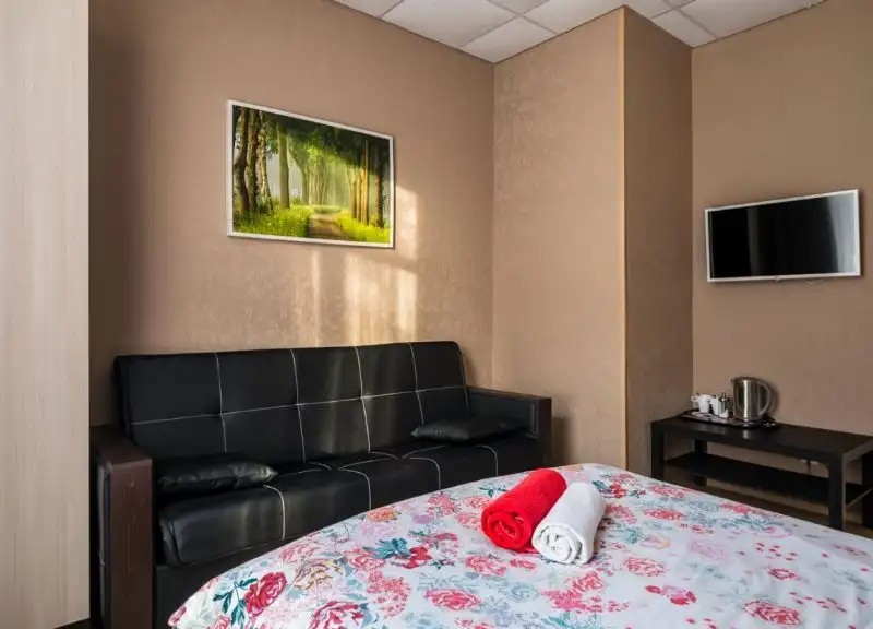 ROOM ROOM