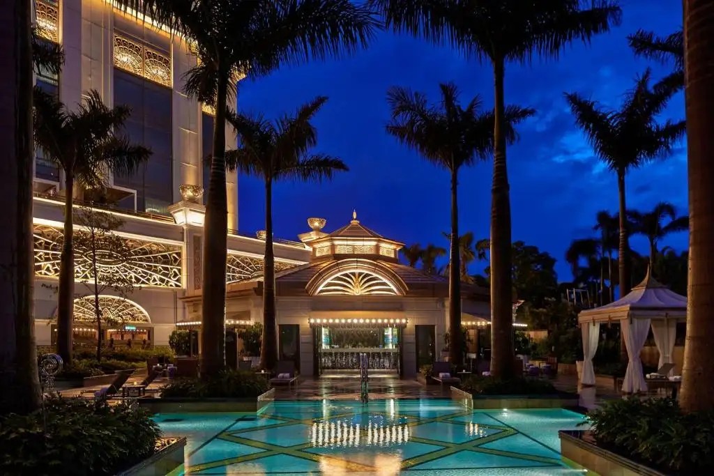 THE RITZ-CARLTON MACAU