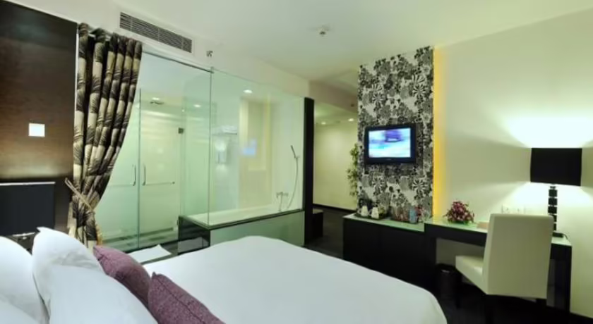 GRAND BORNEO