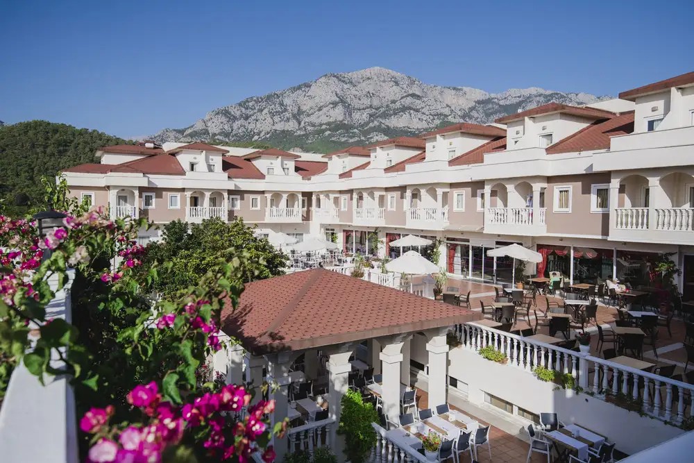 VIKING GARDEN HOTEL (EX. GARDEN RESORT BERGAMOT)