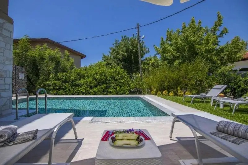 OUTSTANDING VILLA WITH PRIVATE POOL AND JACUZZI IN FETHIYE