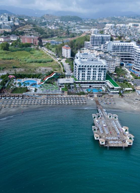 ARIA RESORT & SPA (EX. MIRADOR HOTEL)