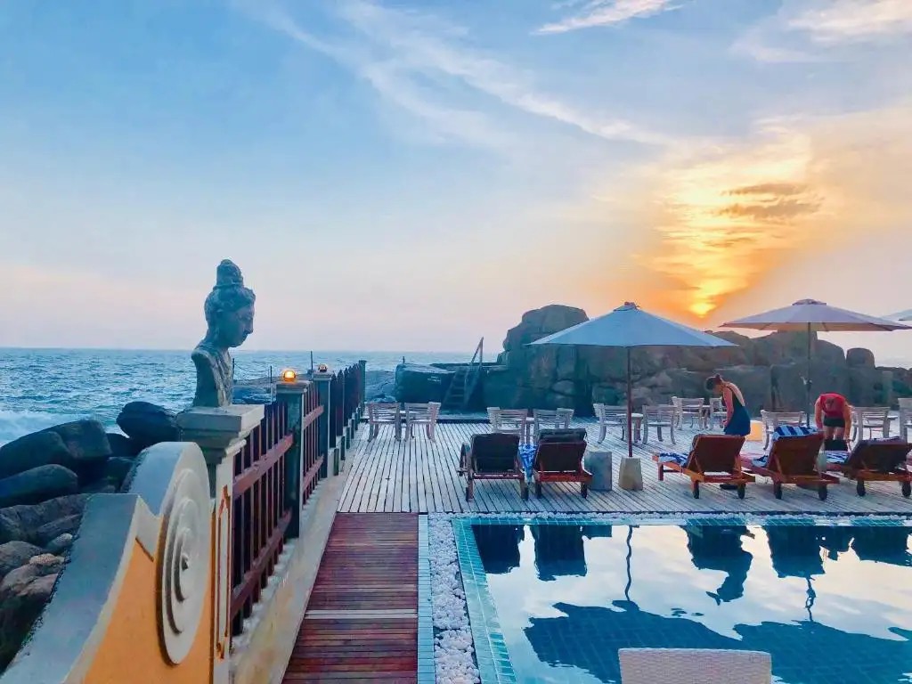 THAPROBAN PAVILION RESORT & SPA