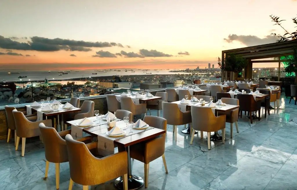 DARK HILL HOTEL LALELI
