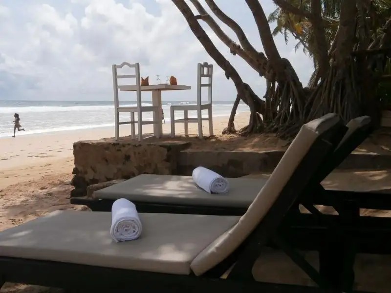AQUA BEDS HIKKADUWA