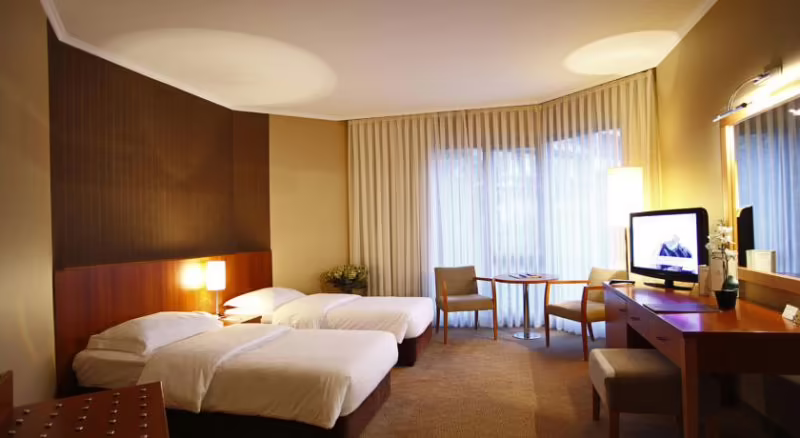 CINAR HOTEL