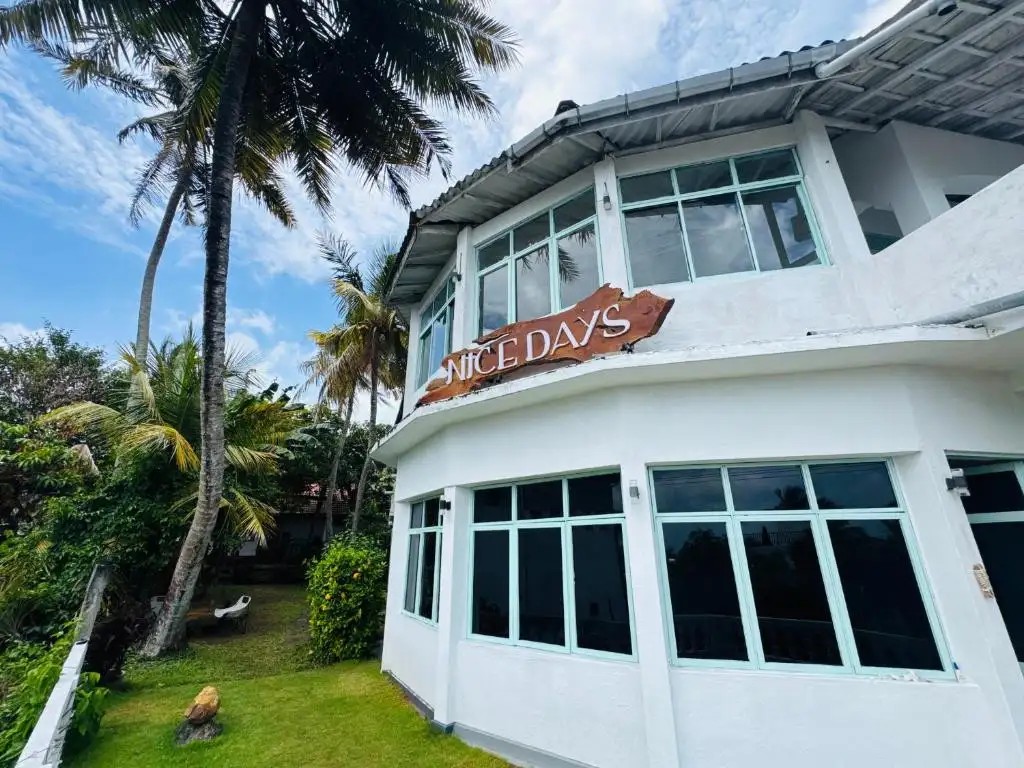 NICE DAYS RESORT UNAWATUNA
