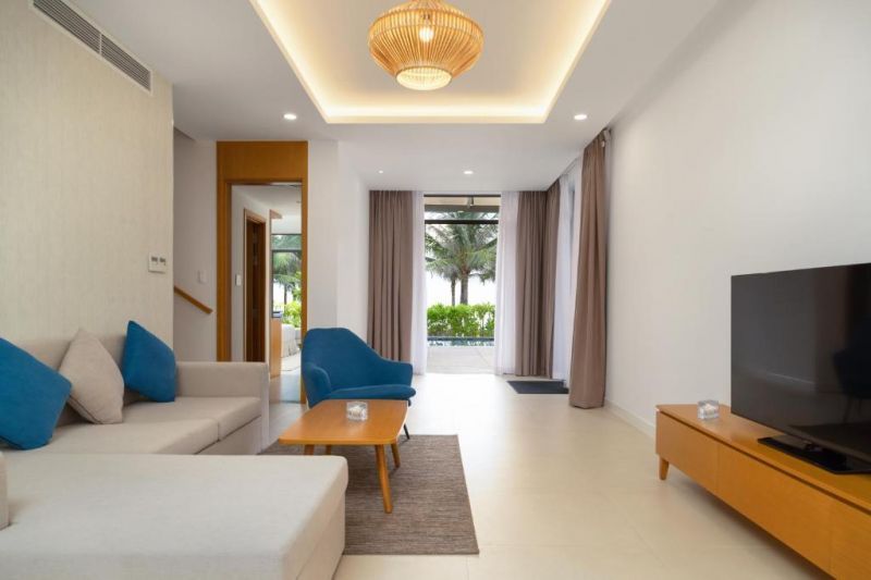 2 bedroom villa pool