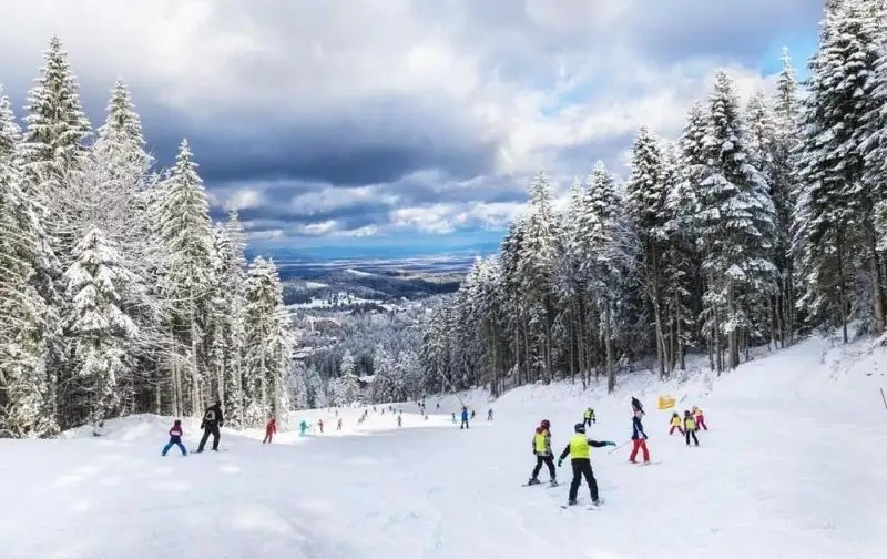DUJA CHALET SKI CENTER HOTEL