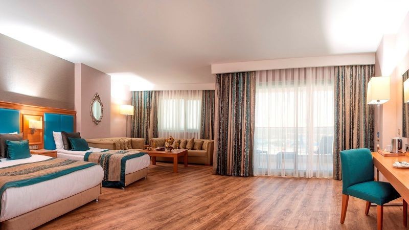 deluxe junior suite