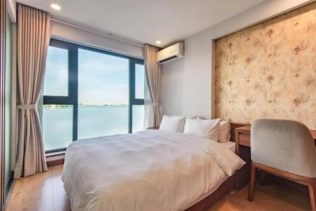 22 LAND MOON WEST LAKE HANOI