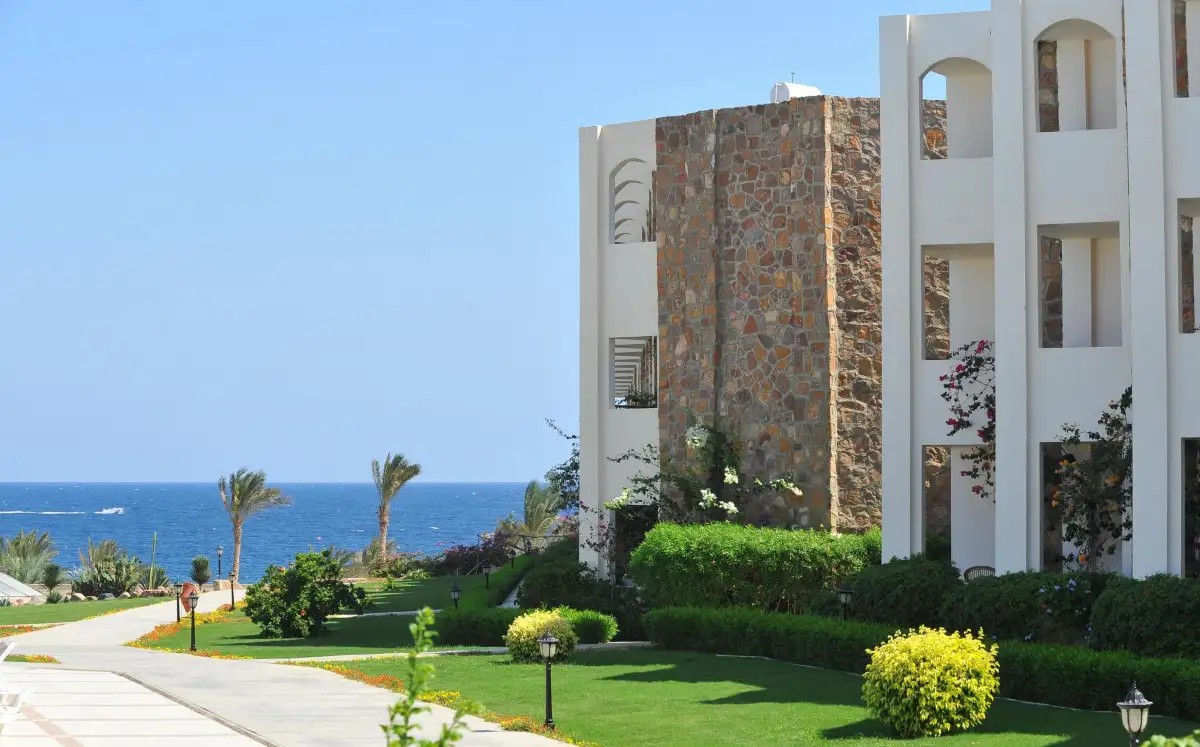 ROYAL BRAYKA BEACH RESORT
