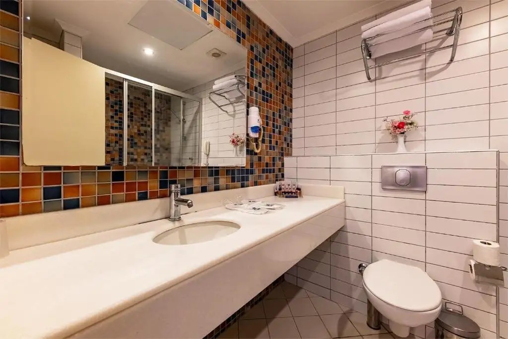 VIKING EXPRESS (EX. VIKING SUITE)