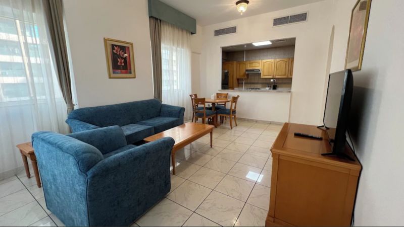 deluxe 1 bedroom apartment