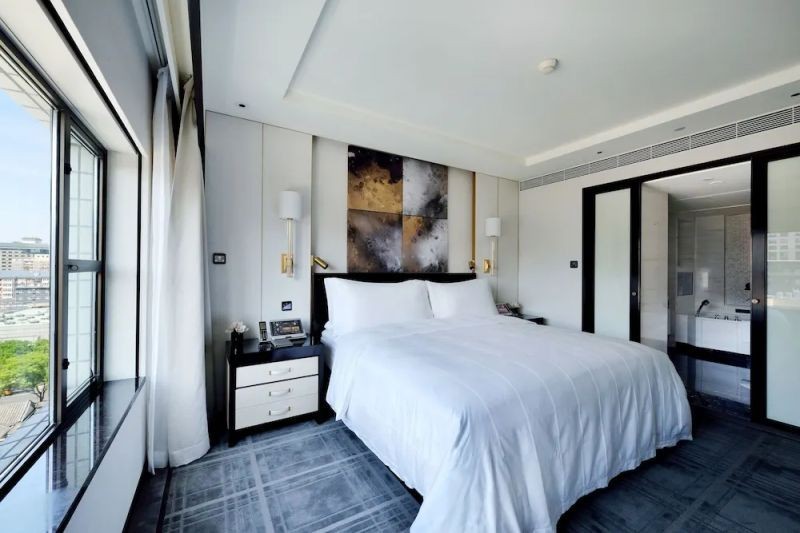 superior suite