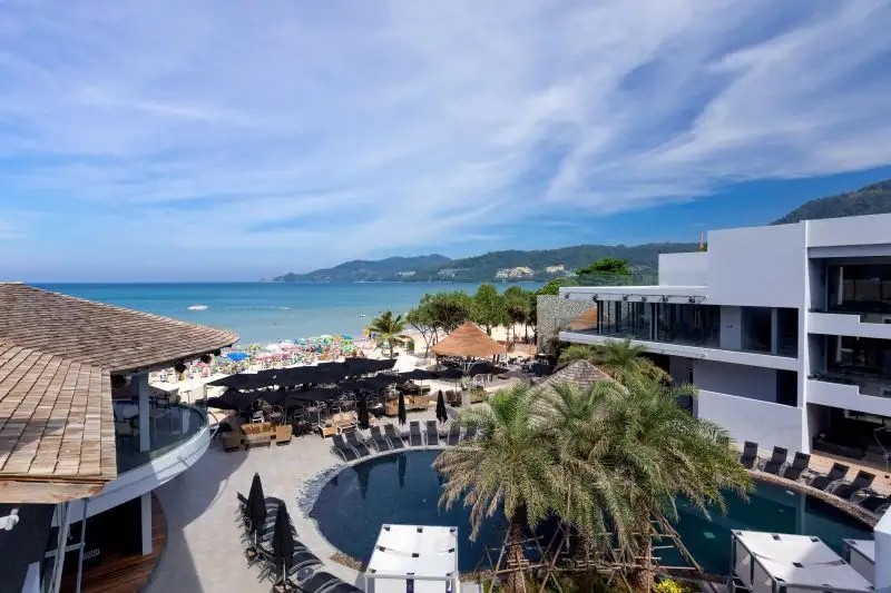 THE BAY AND BEACH CLUB (EX. PATONG BAY GARDEN RESORT)