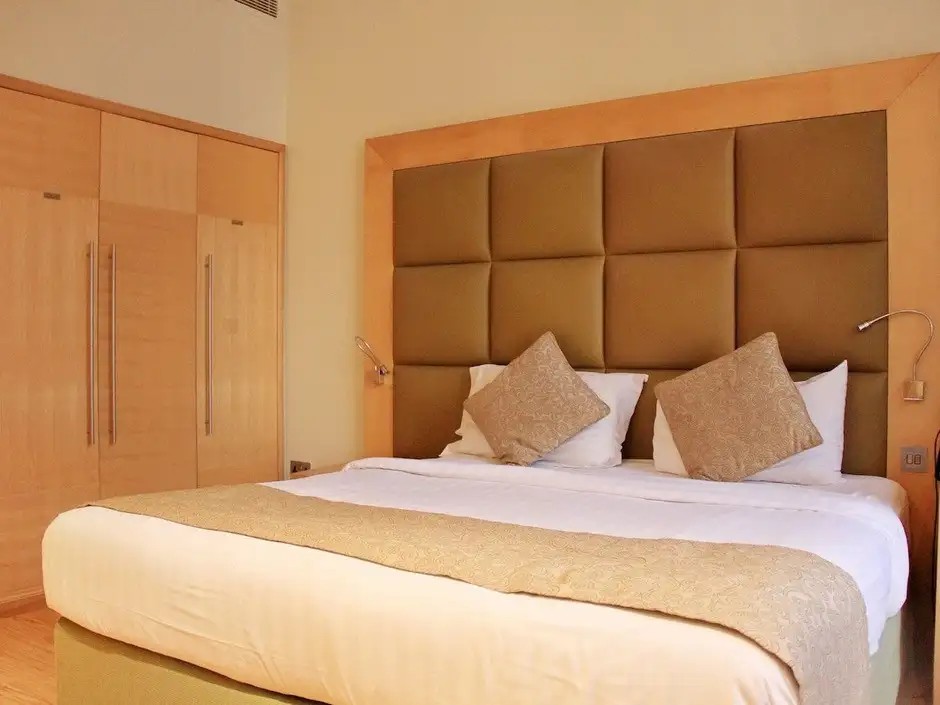 THE LEELA  (EX. HALO, RAINTREE HOTEL DEIRA CITY CENTRE)