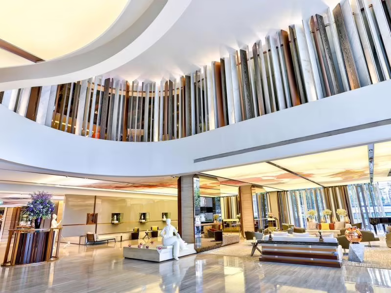 HILTON SUKHUMVIT BANGKOK