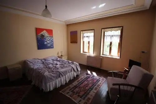 UCHISAR STONE HOUSE