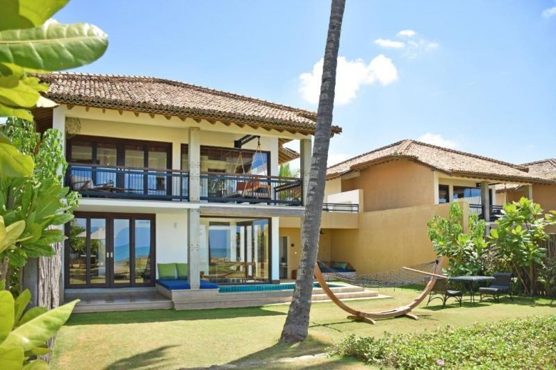 duplex pool villa