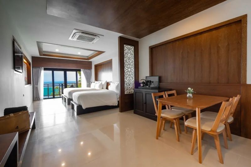 deluxe triple ocean view