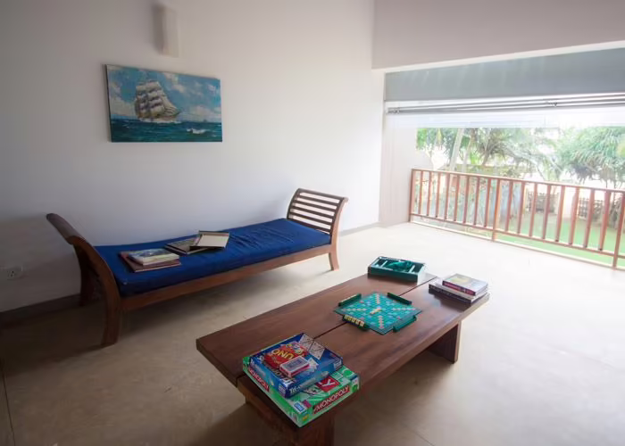 VILLA 700