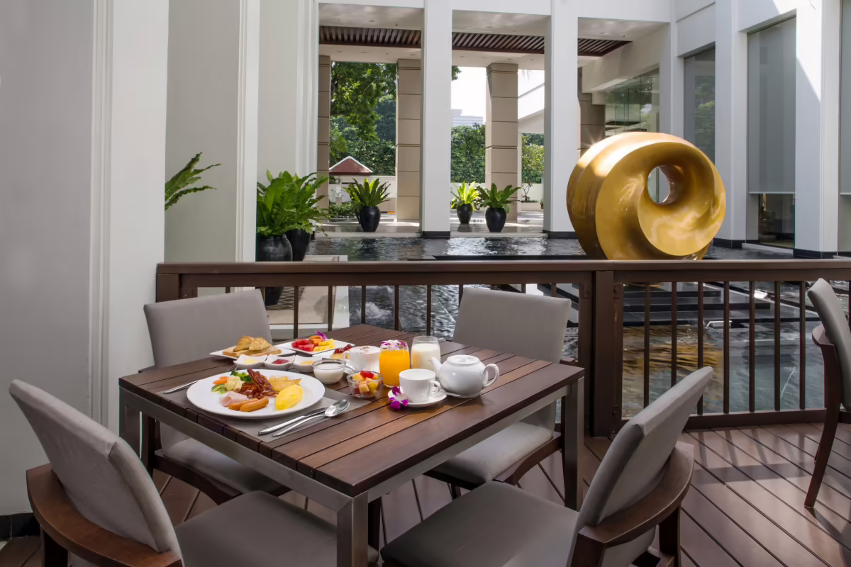 GRANDE CENTRE POINT HOTEL PLOENCHIT