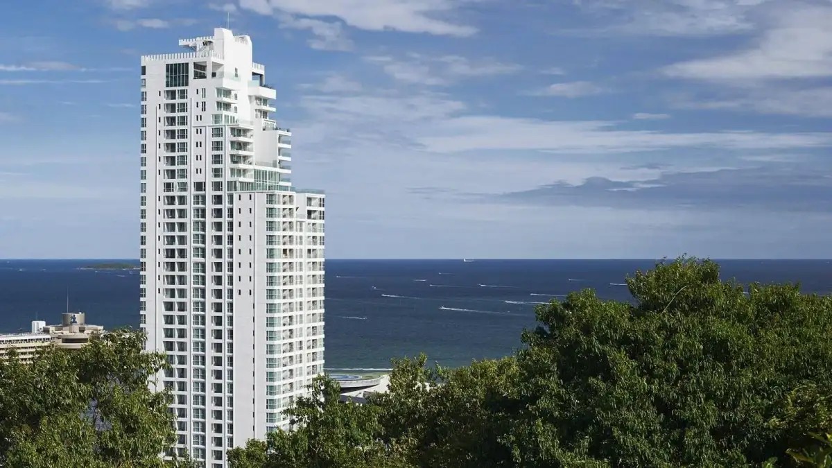 AMARI RESIDENCES