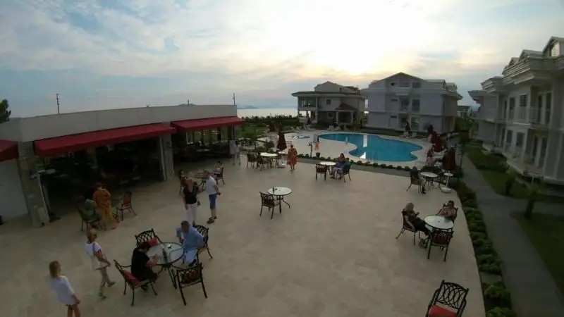DAPHNE RESIDENCE