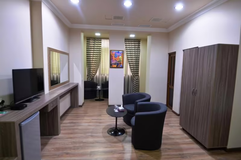 YEREVAN DELUXE