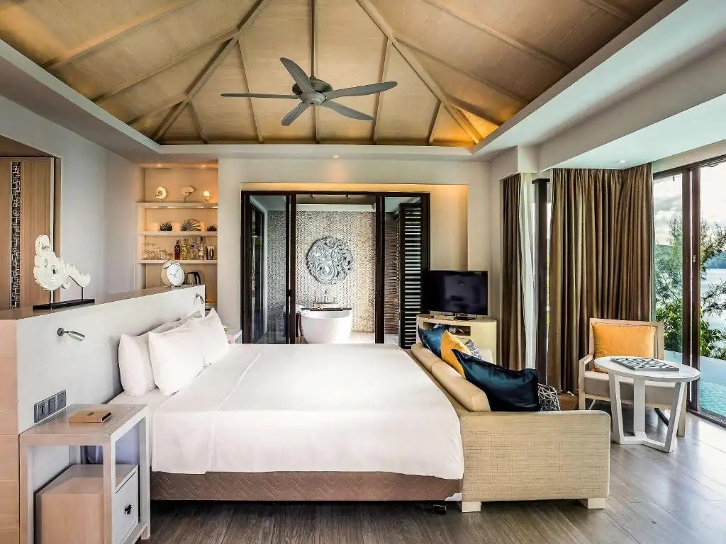 PULLMAN PHUKET ARCADIA NAITHON BEACH
